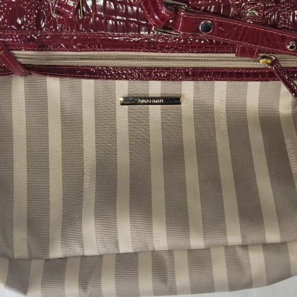 VINTAGE BRAHMIN MINI ASHER CHIANTI ROSSINI EMBROIDERED ROSES PURSE/BAG/TASSEL - Picture 8 of 9